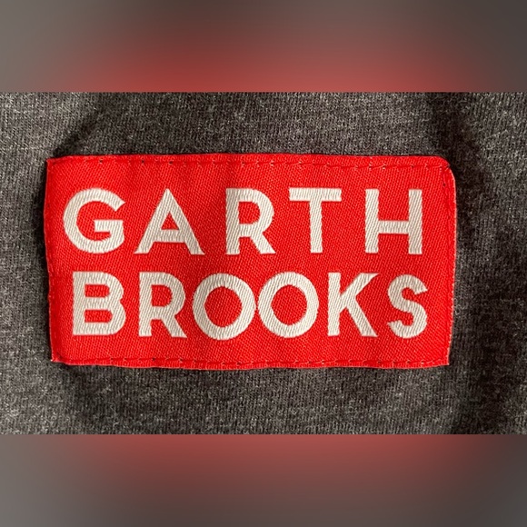 EUC GARTH BROOKS World Stadium Tour Concert Tee Shirt Jersey Style Size XXL 2X - Picture 4 of 7